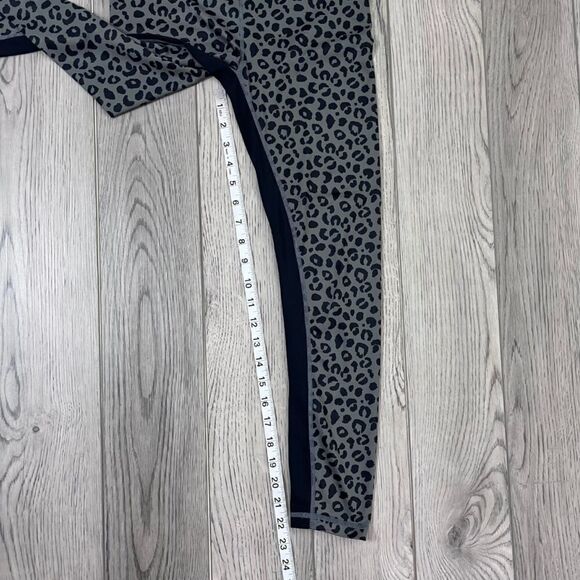 All Fenix Charcoal Cheetah Size S High Rise Jagger Athletic Workout 7/8 Leggings - Picture 14 of 15